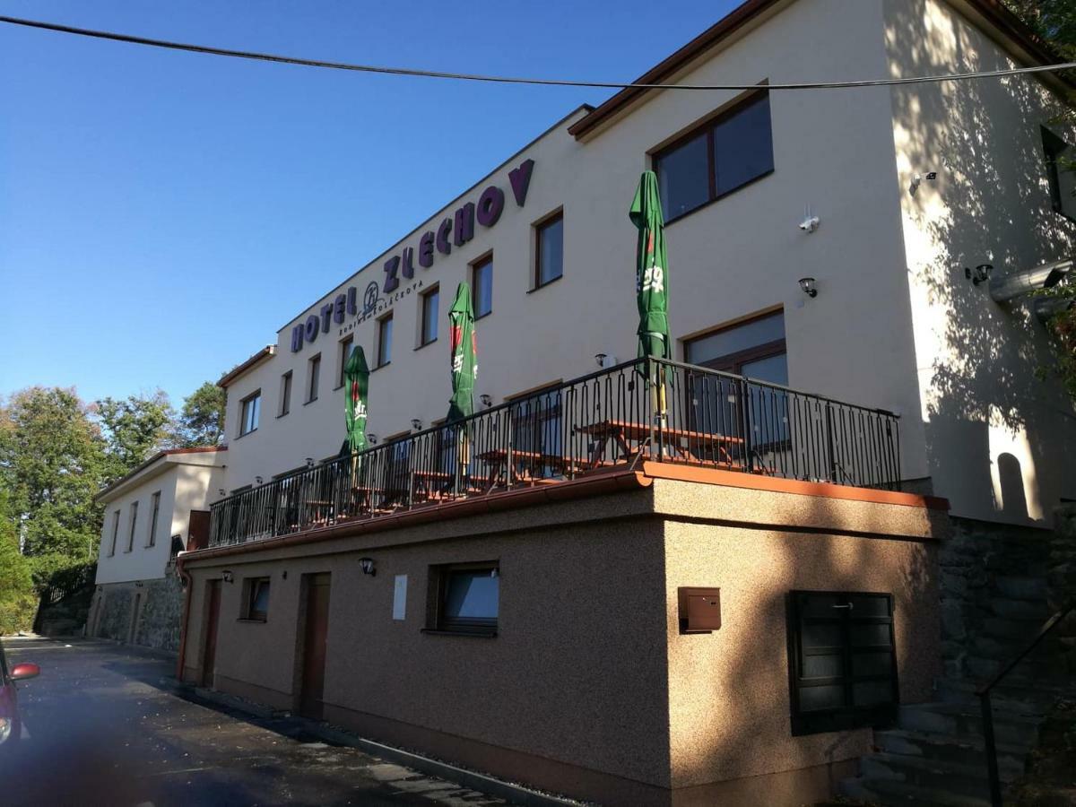 Hotel Zlechov Plumlov Eksteriør bilde
